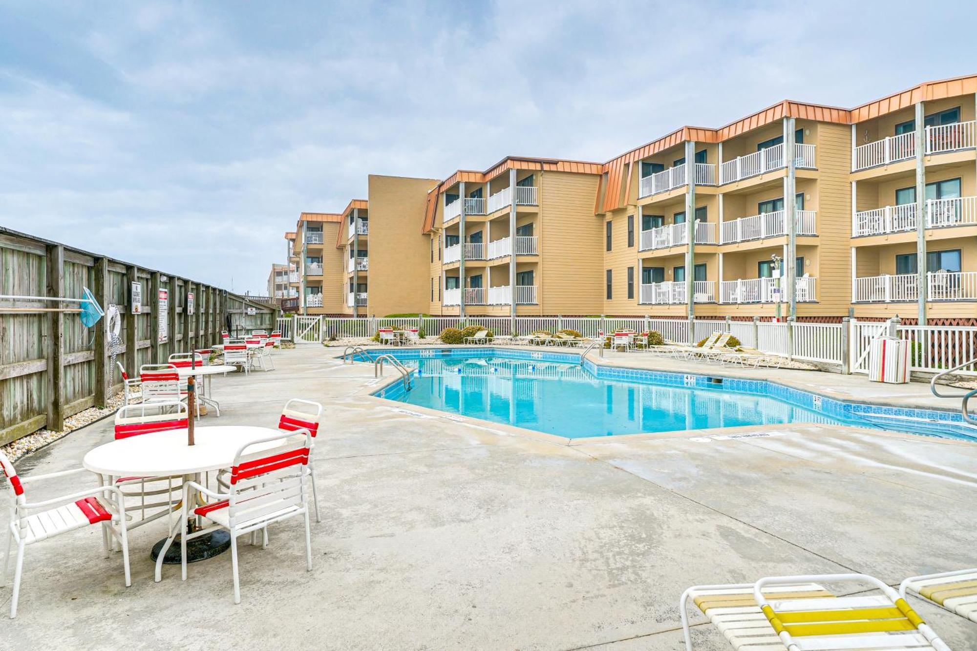 Steps To The Beach Oceanfront Condo With Lanai! North Topsail Beach Extérieur photo