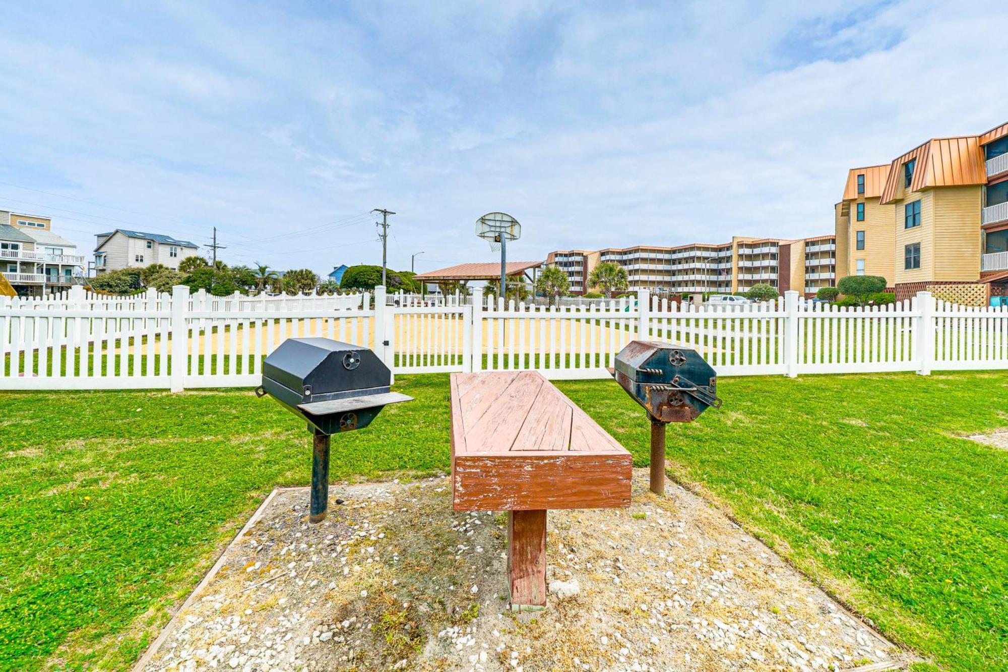 Steps To The Beach Oceanfront Condo With Lanai! North Topsail Beach Extérieur photo